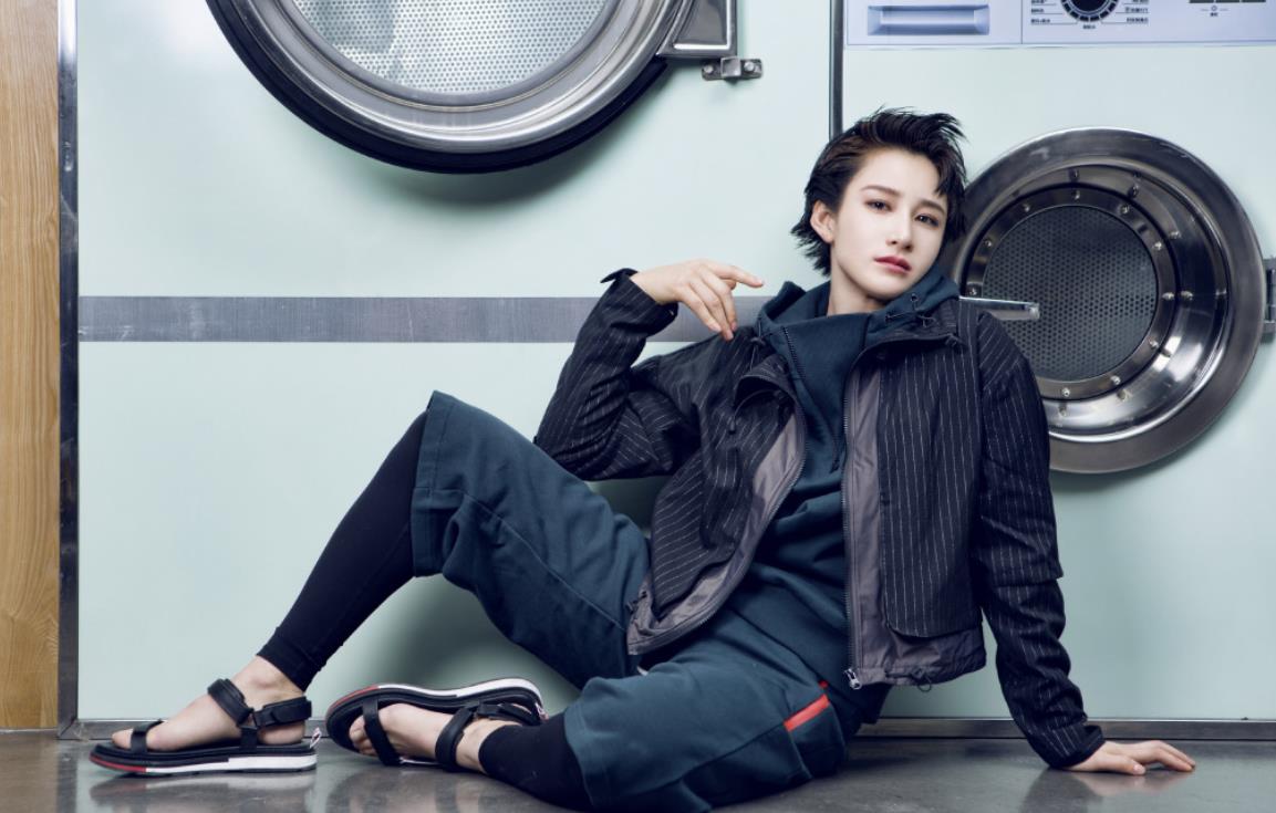 红海行动票房破21亿，如果蒋璐霞的角色换成杨幂，估计已破三十亿