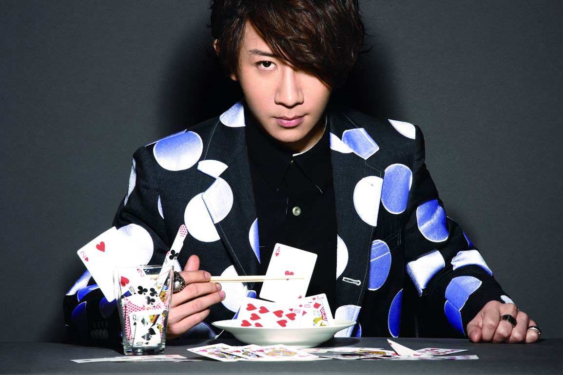 那个会吐槽喷段子的发型师刘谦又开始变魔术了,够品,刘谦!