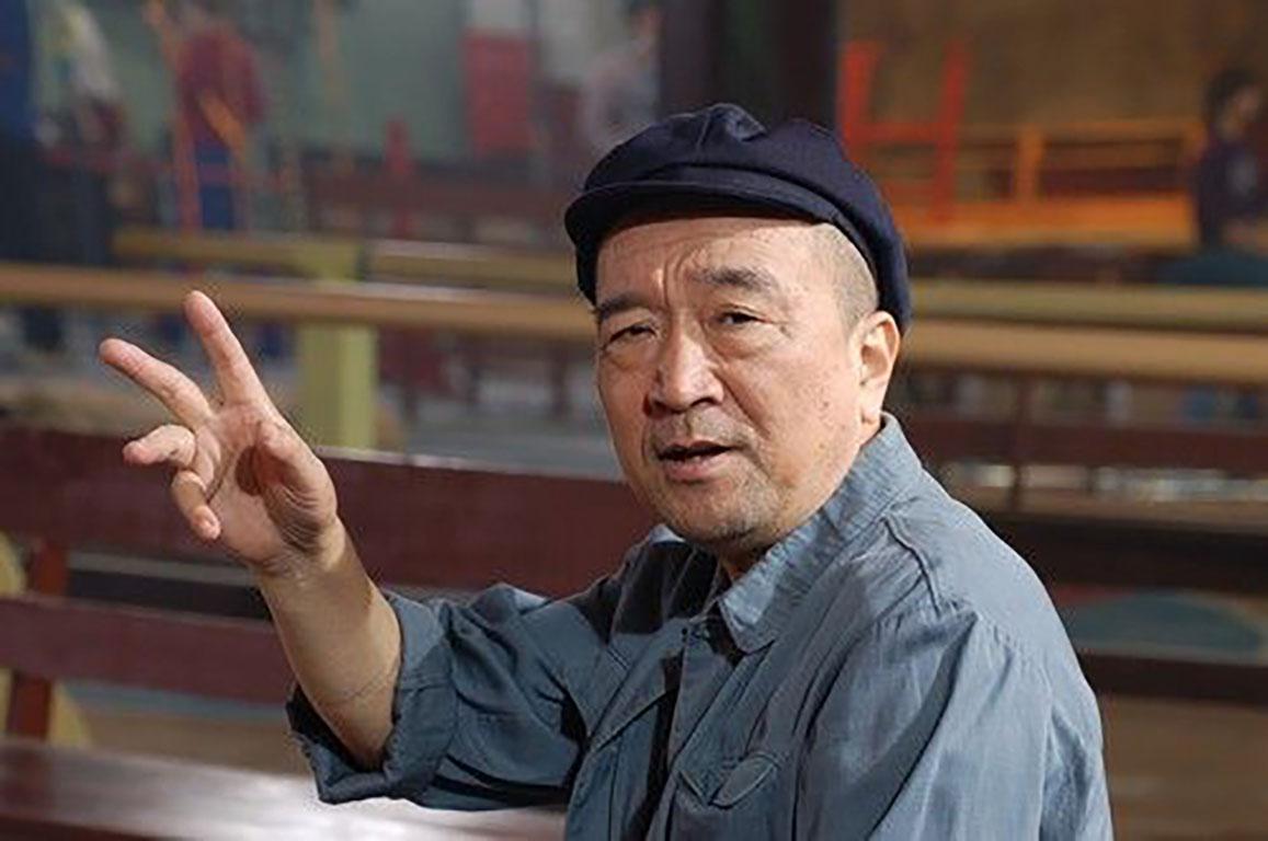 老艺术家专注拍戏半辈子, 儿子出大事没空理, 却因小鲜肉被封杀