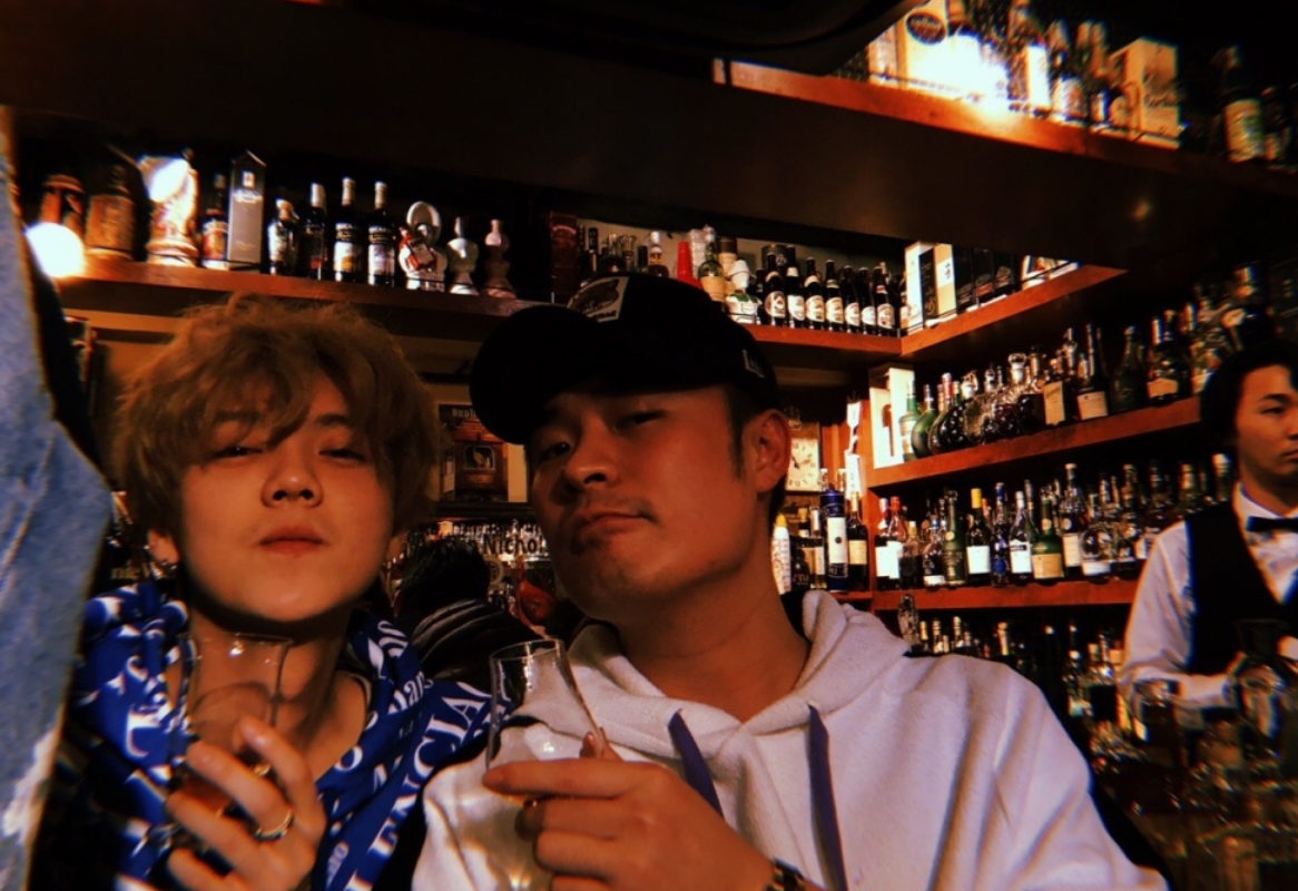 陈赫带鹿晗凌晨两点逛夜店，粉丝喊话：你能把鹿晗灌醉吗？