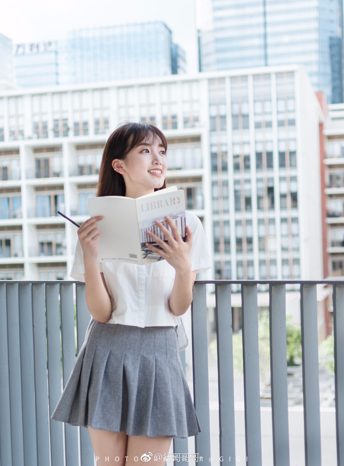 校花日记 颜行hang 2017年深圳大学宣传片音乐