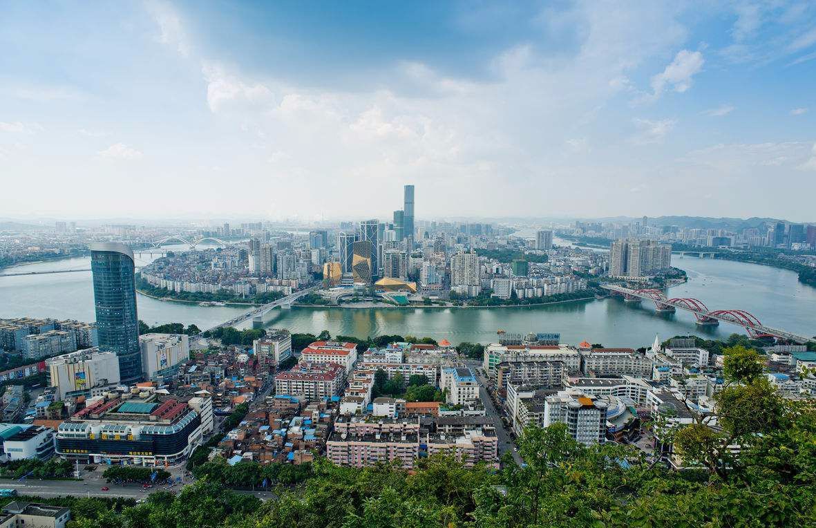 2017年,广西GDP终于突破20000亿,全区仅一个