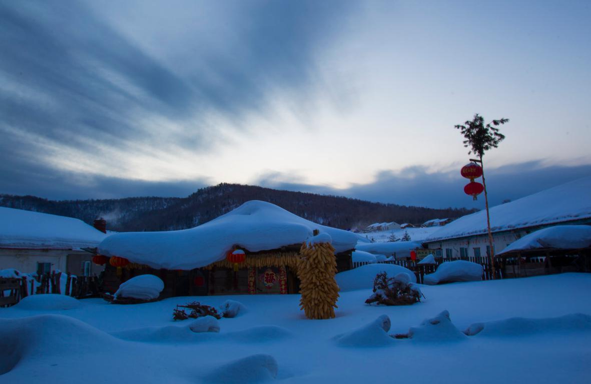 背上行囊，寻找诗和远方，威虎山雪村：踏雪而行，在梦开始的地方