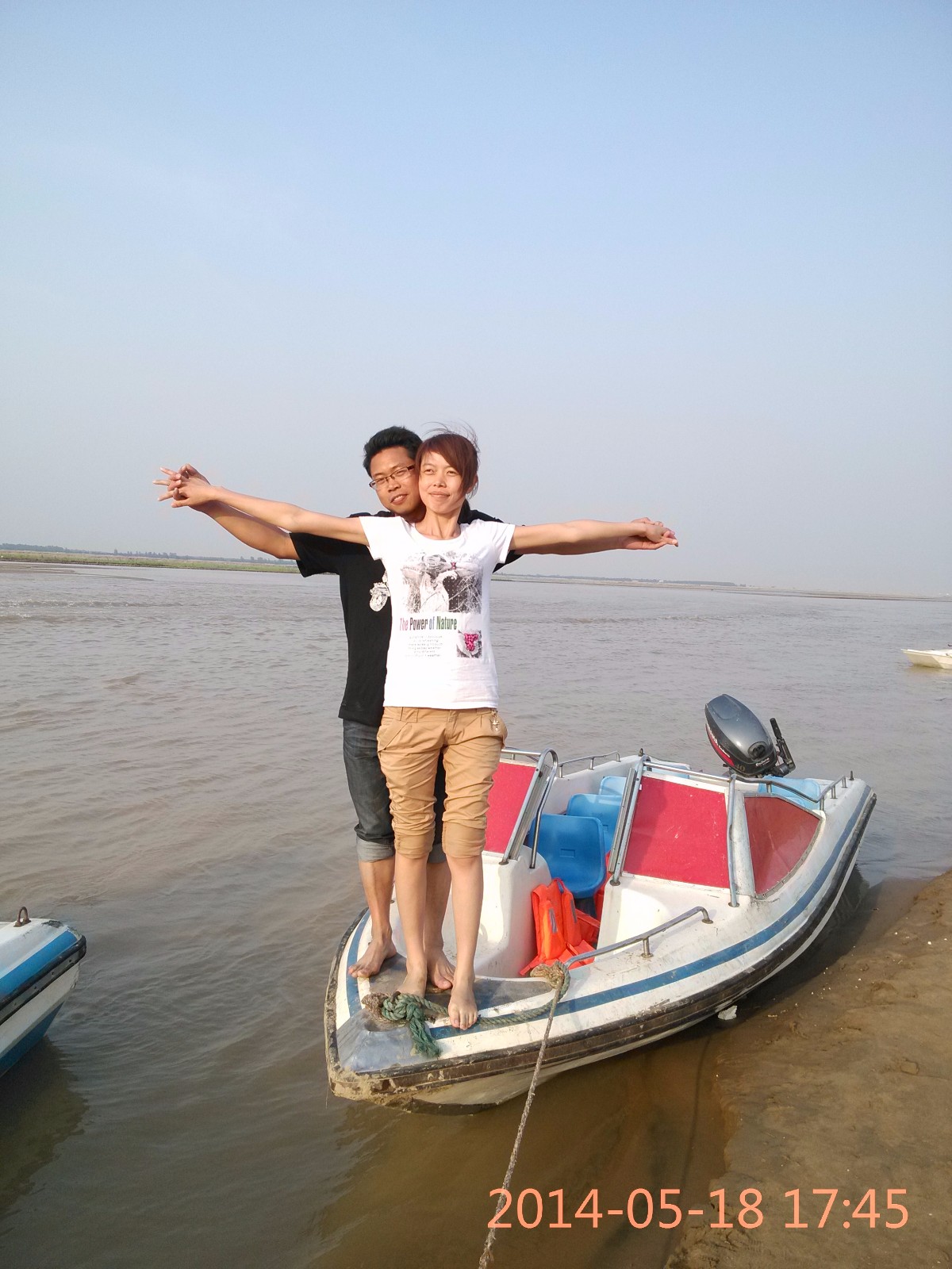 来来,新版坦特尼克号