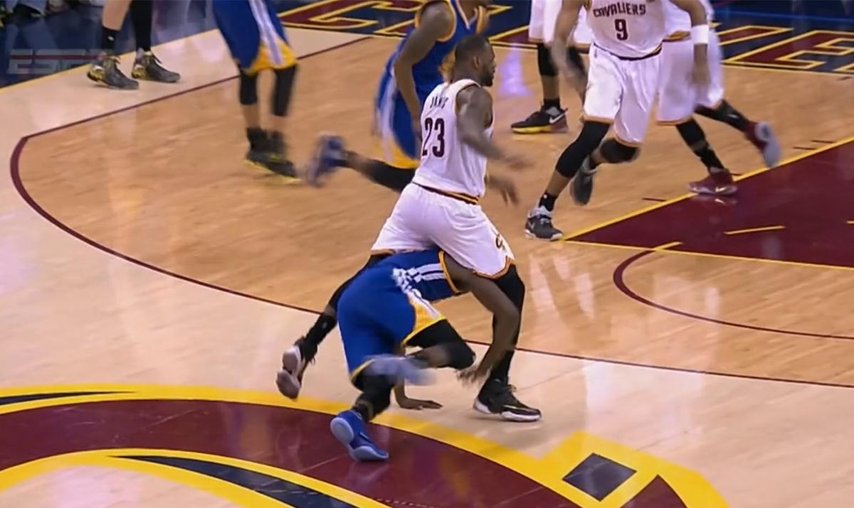 还恨16年总决赛詹姆斯胯下之辱? 格林: 再来一