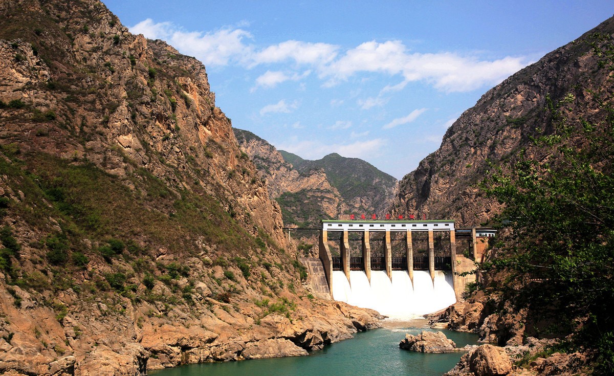 素有“天下第一渠”“关中大峡谷”的陕西泾阳郑国渠遗址独特风光