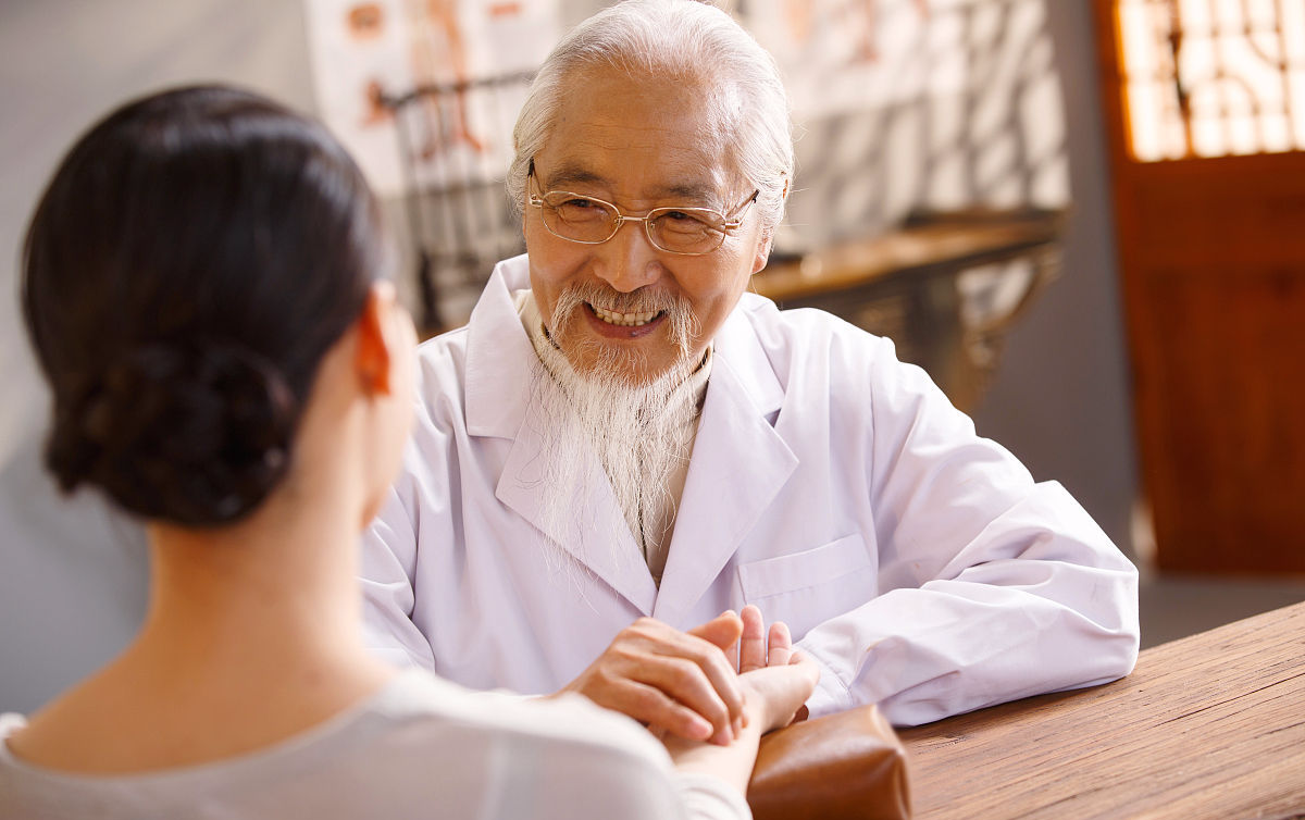 西医治疗:聚焦病因与症状干预?