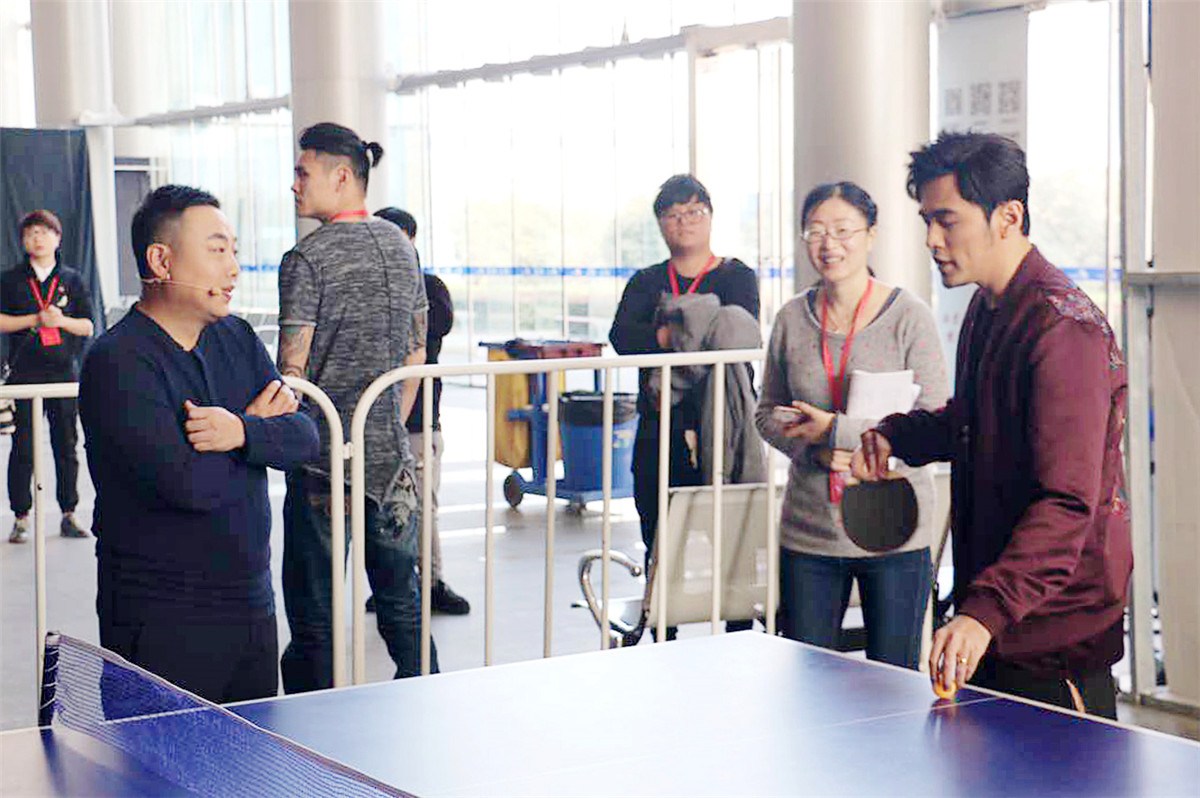 段子手刘国梁又现神回复,夸奖周杰伦乒乓球技