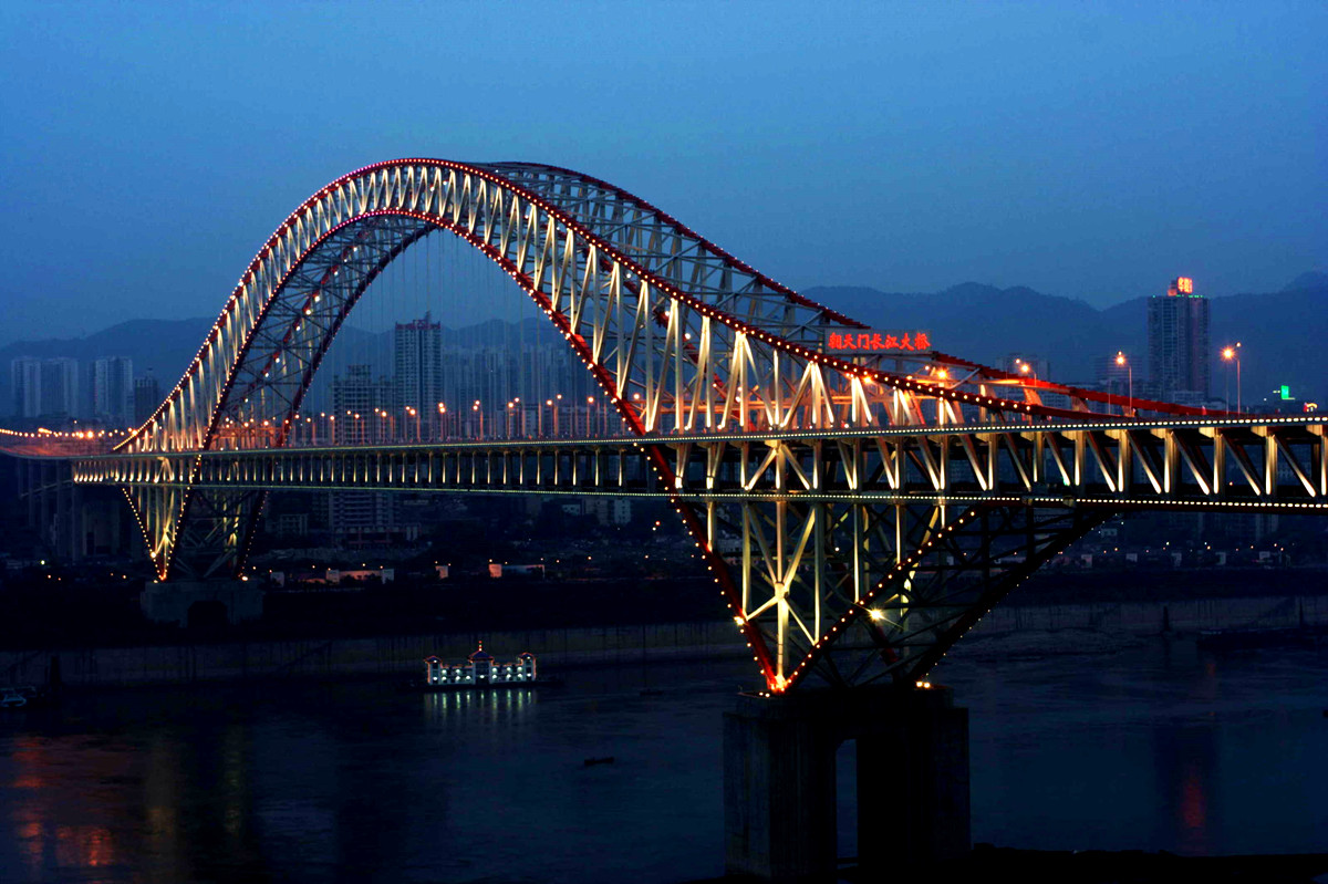 中国最美长江大桥,造型由市民投票决定,如今桥的名字惹争议