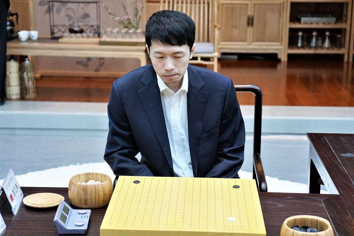 新奥谁举圣杯? 柯洁彭立尧圣诞鏖兵