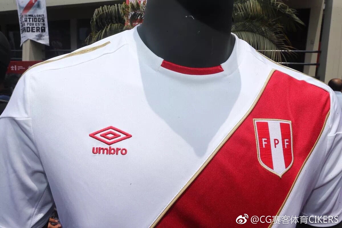 重返世界杯!秘鲁国家队2018主场球衣发布!