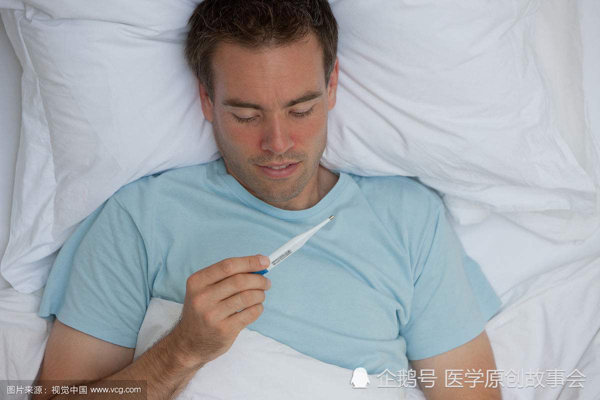 21岁大学生发热一周,在医务室打了退热针,三天后却死