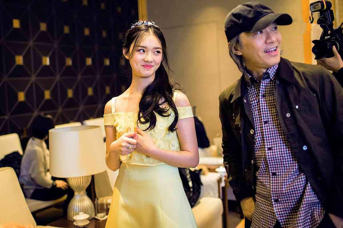 周星驰电影《美人鱼2》开机一周多,林允继续主演却为何遭质疑?