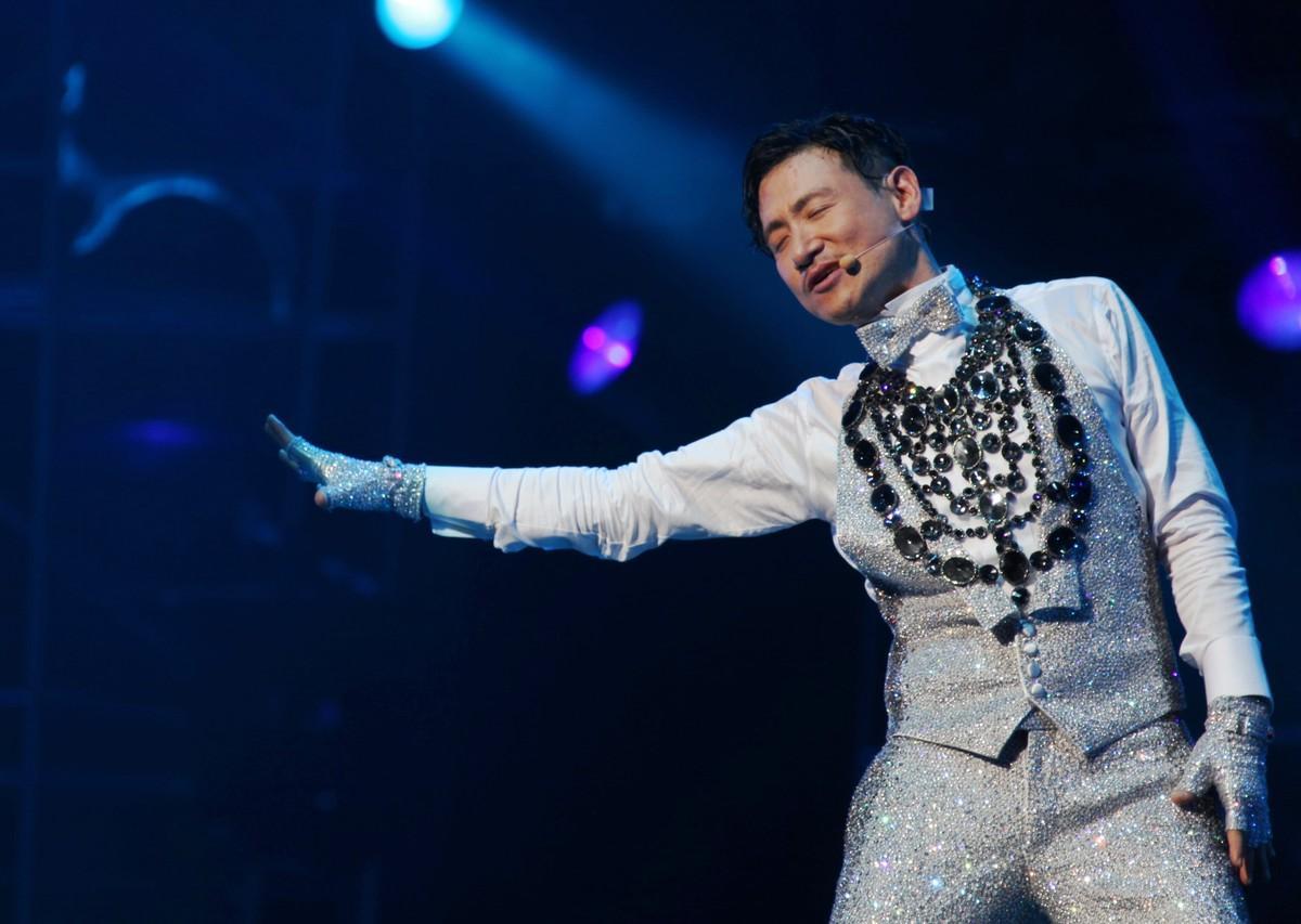 唱功不输毛宁! 与张学友同台飙歌! 息影18年后霸气复出!