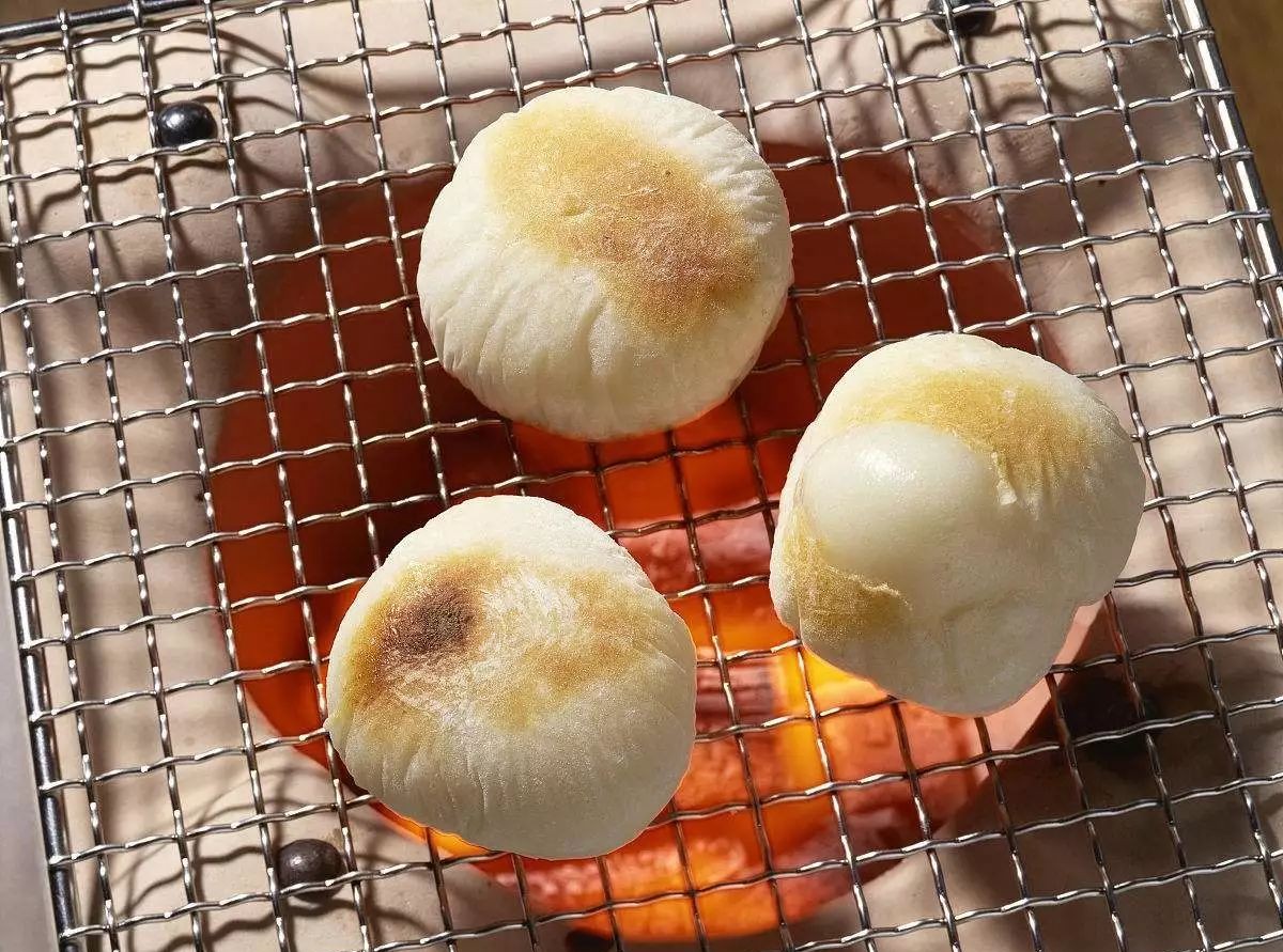 原来日本人过年都是在冒死吃年糕!