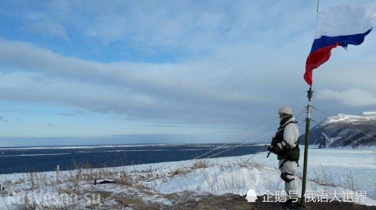 俄军在北方四岛插上巨幅国旗 日本要想回真的难了!