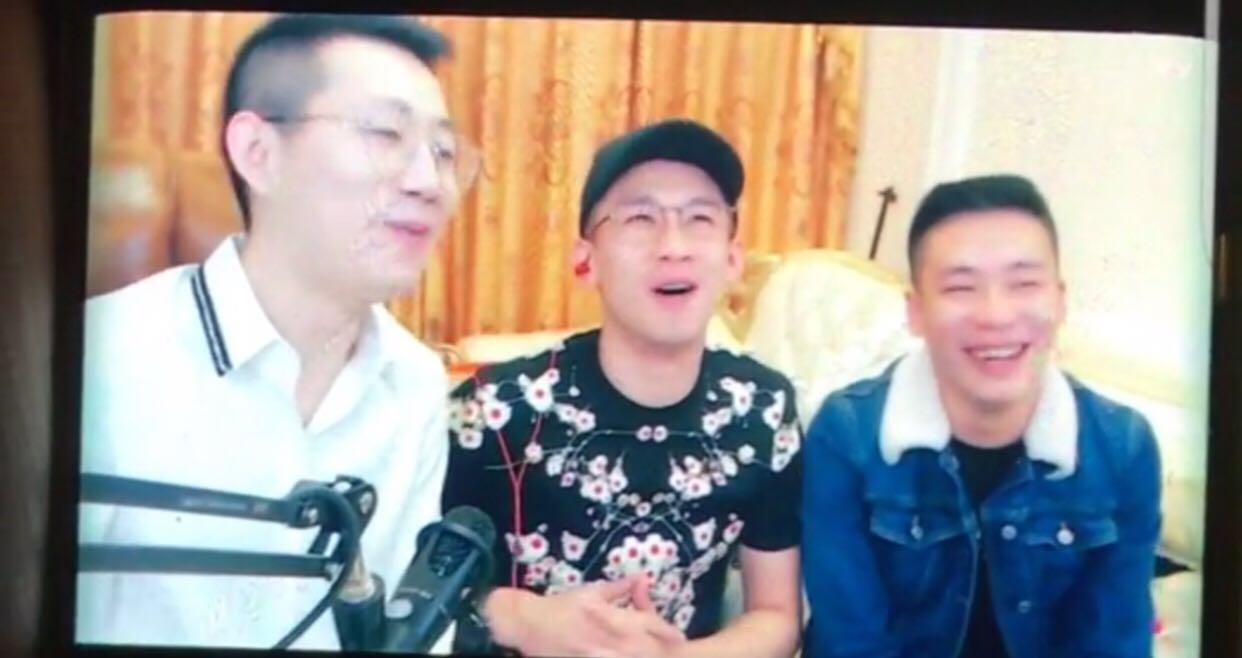 YY王小源过生日快手网红前来祝贺, 天佑带儿