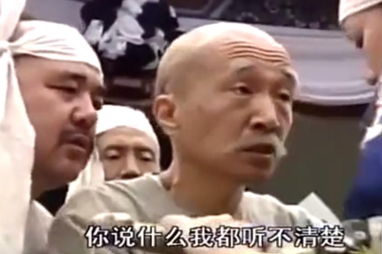叛臣造反群臣束手无策,乾隆想起被贬的刘墉,将他连升数级