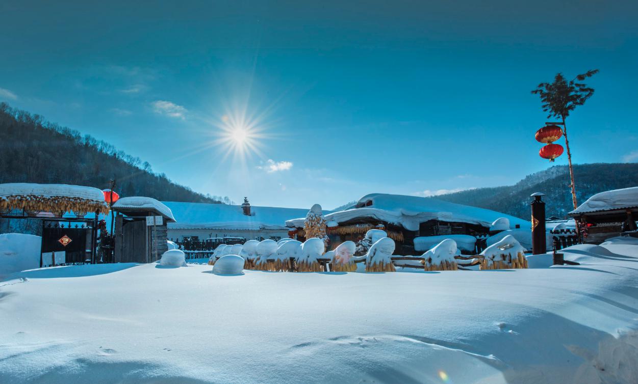 背上行囊，寻找诗和远方，威虎山雪村：踏雪而行，在梦开始的地方
