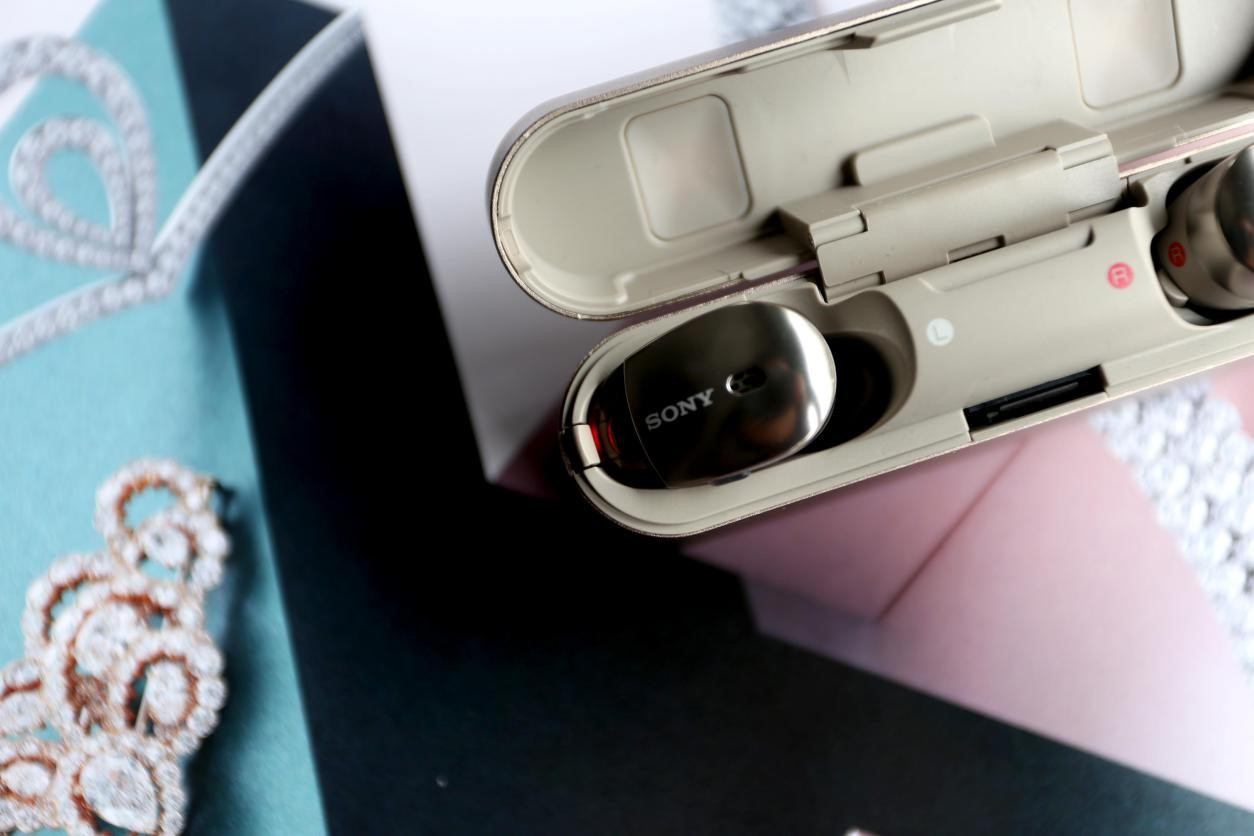 日常通勤颜值高 索尼降噪豆WF-1000X简评