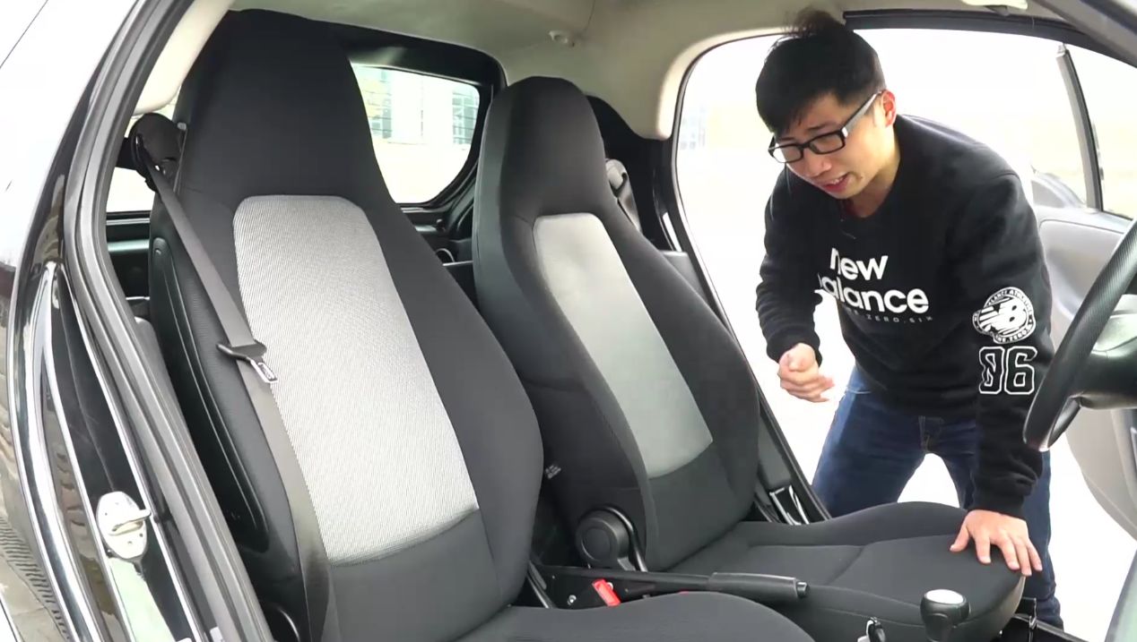 奔驰最小的车——Smart,玩具车还是像玩具的车?