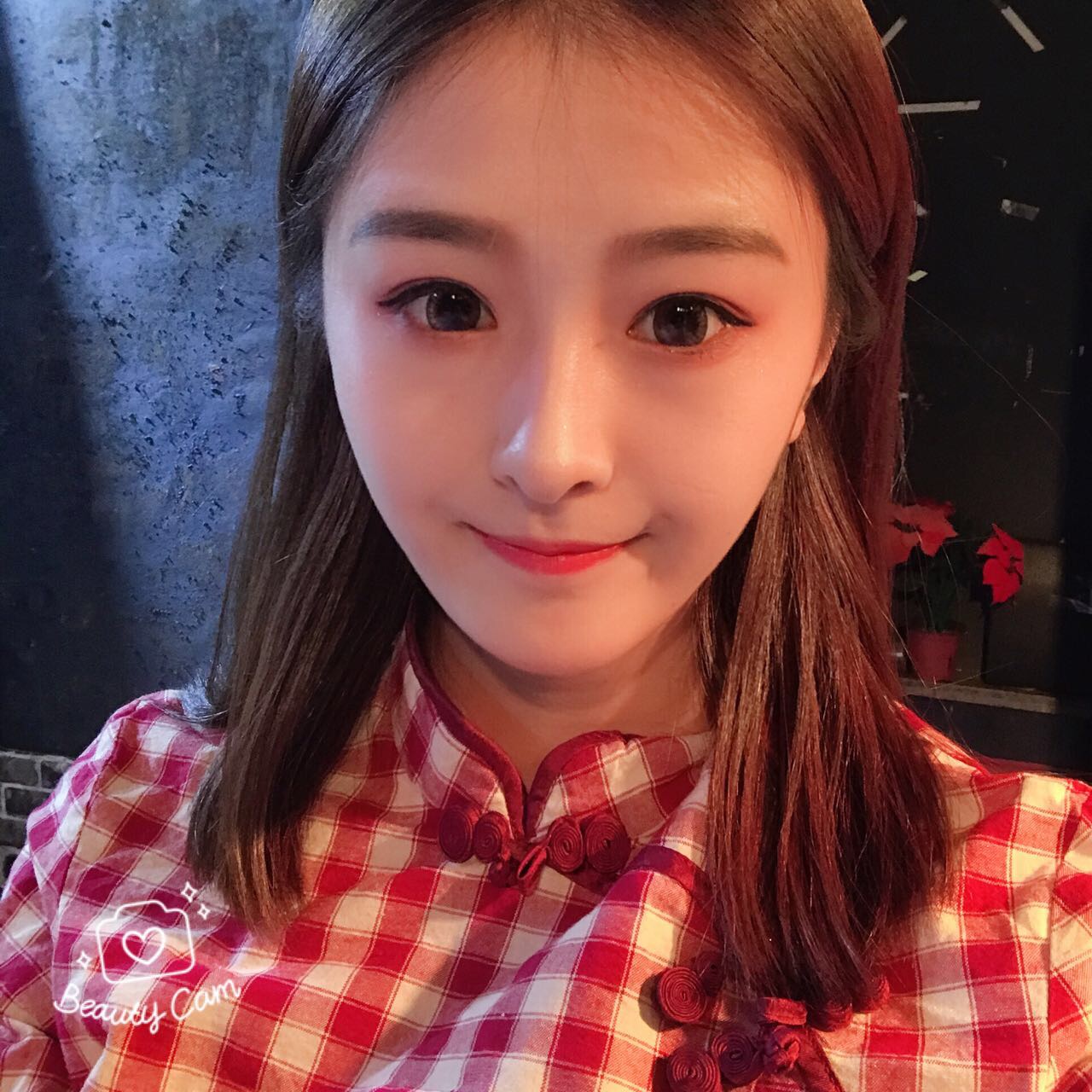 校花美女 王楠,天津师范大学表演系,年龄19岁,