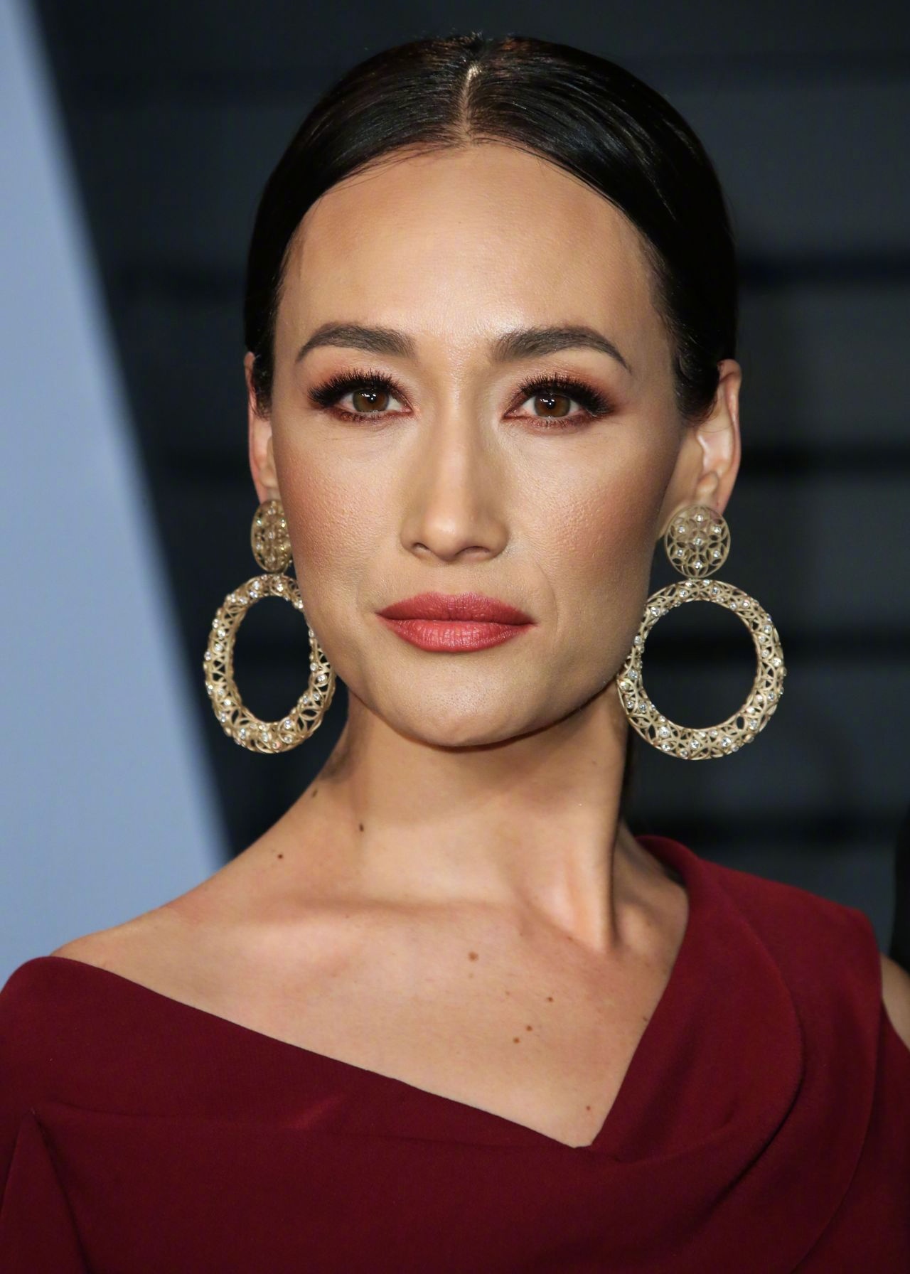2018vanityfairoscarparty上的maggieq和丈夫dylanmcdermott