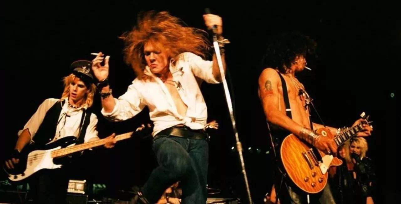 全球殿堂级的十大摇滚乐队, 滚石乐队第二, 皇后乐队第四