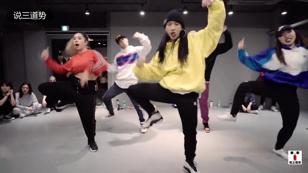 关晓彤深情演绎《小幸运》超好听呀,歌声真甜啊