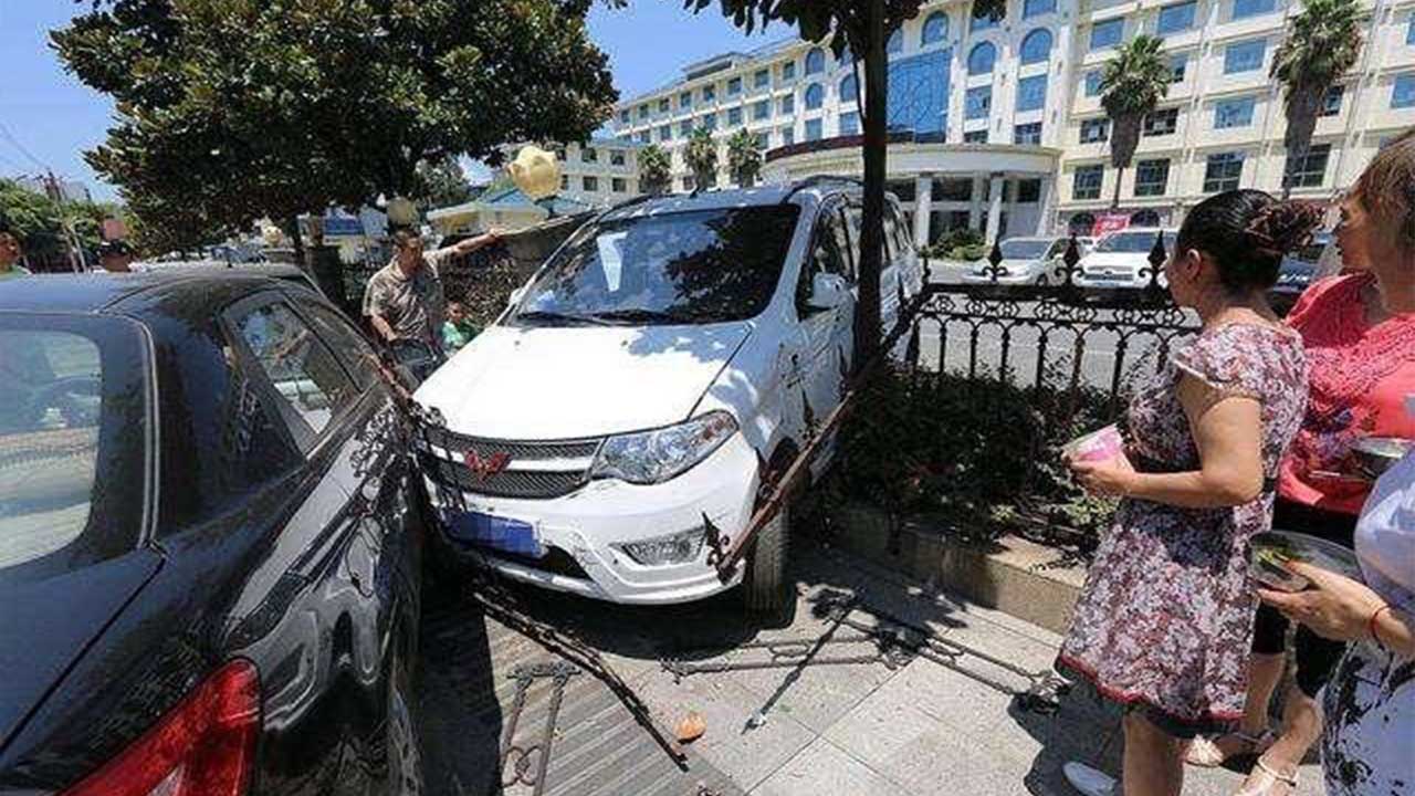 那些年被五菱宏光怼过的豪车!兰博基尼都甘拜下风