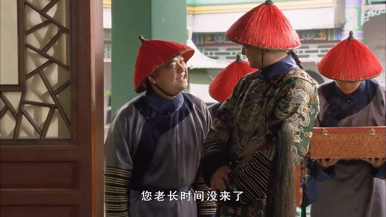 甄嬛传:周宁海第一次给甄嬛送礼时,为何康禄海要说这句恶心话?