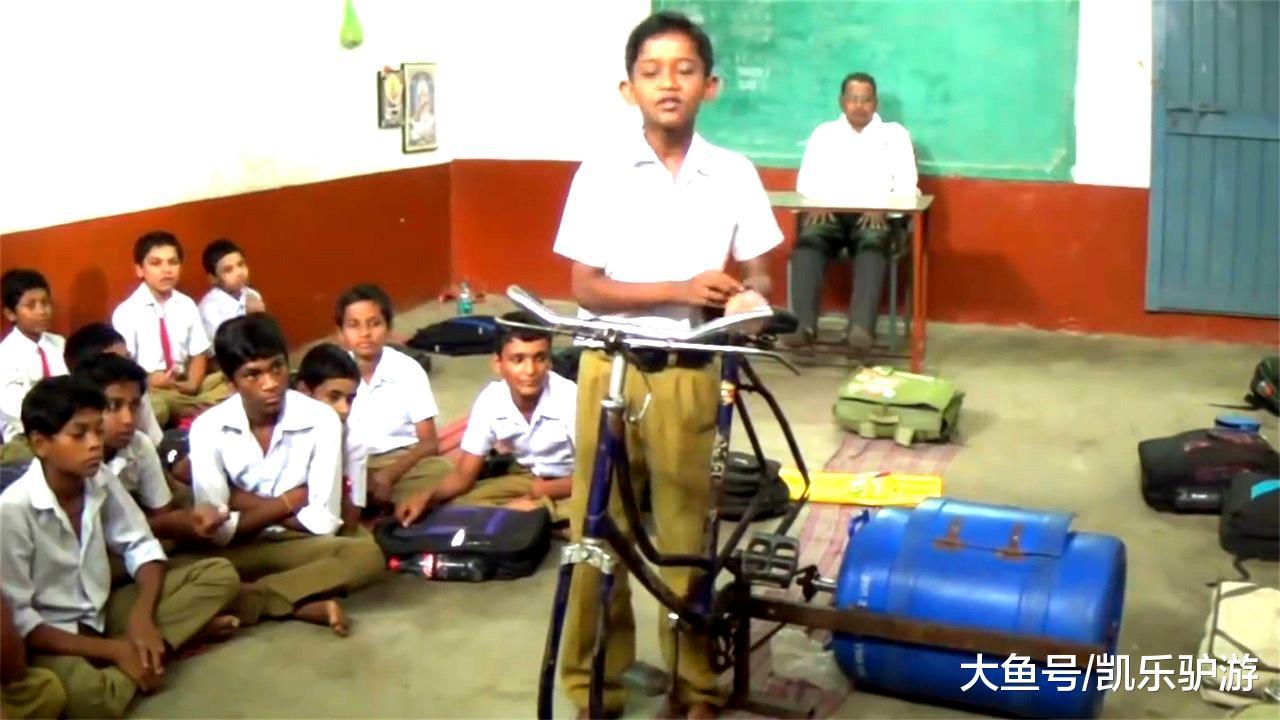 印度9岁神童新奇创意, 发明自行车洗衣机, 成本