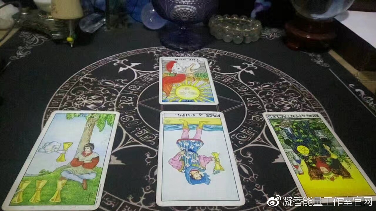 塔罗牌占卜师揭露免费占卜套路,真正的塔罗牌占卜能帮到我们什么