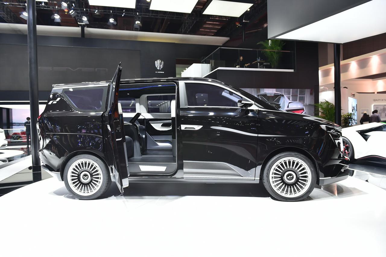 新能源MPV--ICONIQ(艾康尼克)