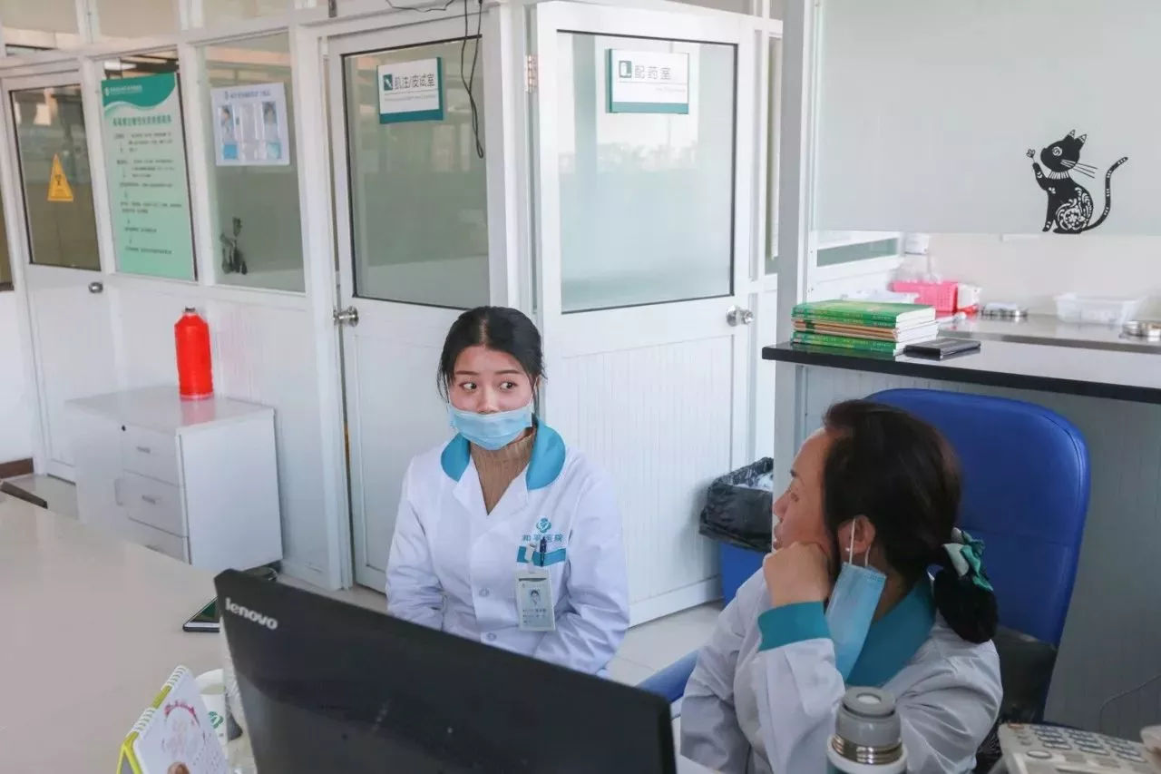 杭州180斤美女护士怒减70斤火遍网络!