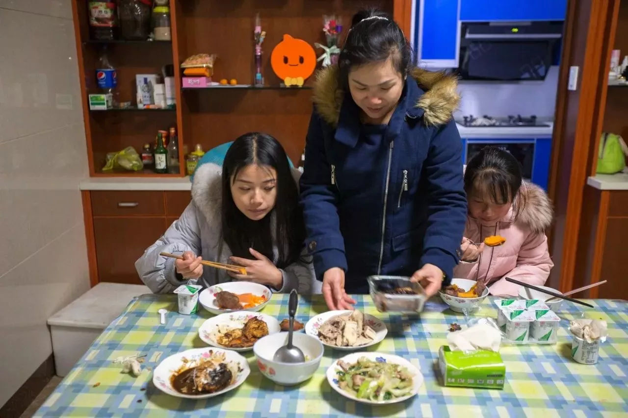 杭州180斤美女护士怒减70斤火遍网络!