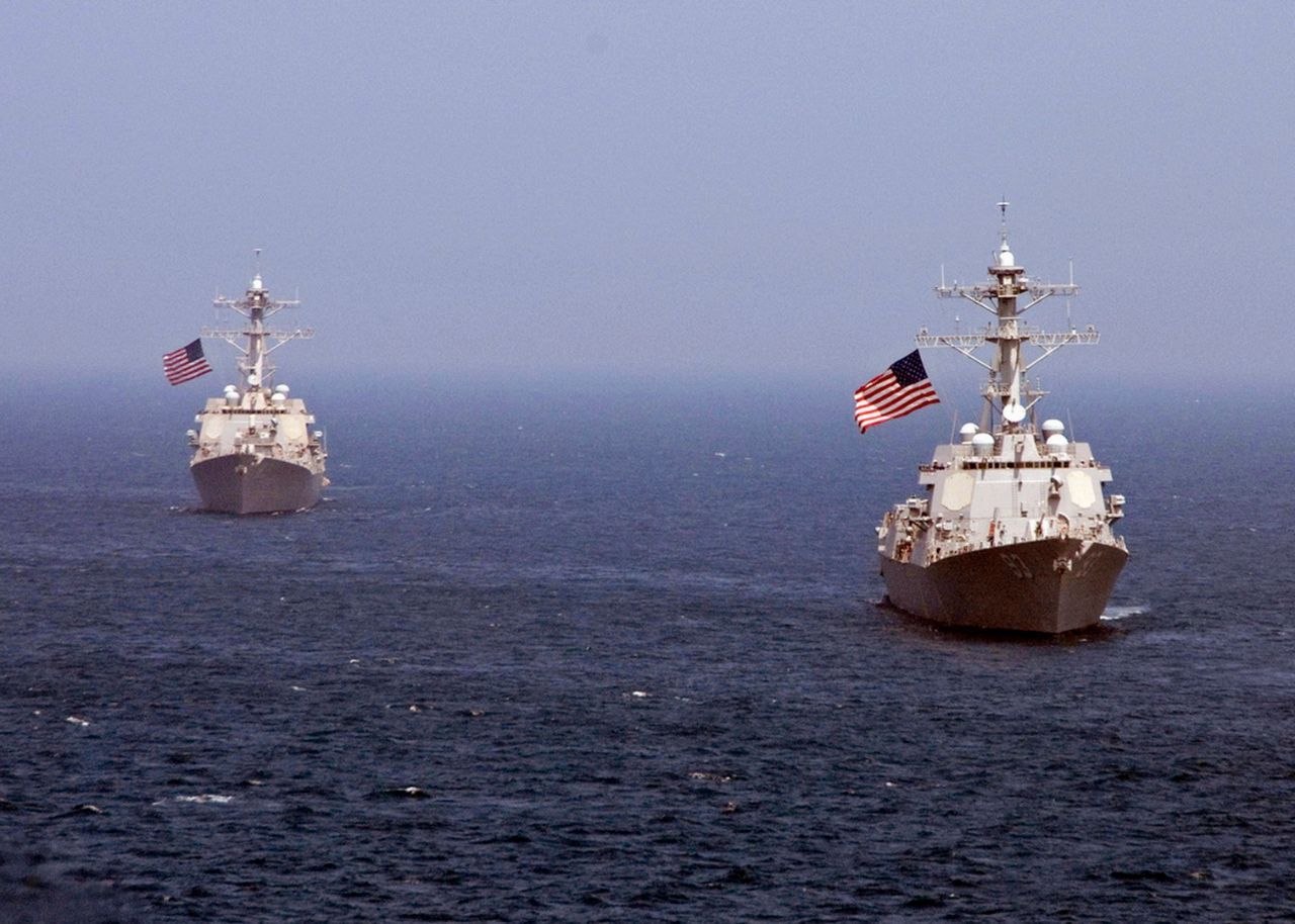 7个航母战斗群58艘核潜艇1200架战机 全球最