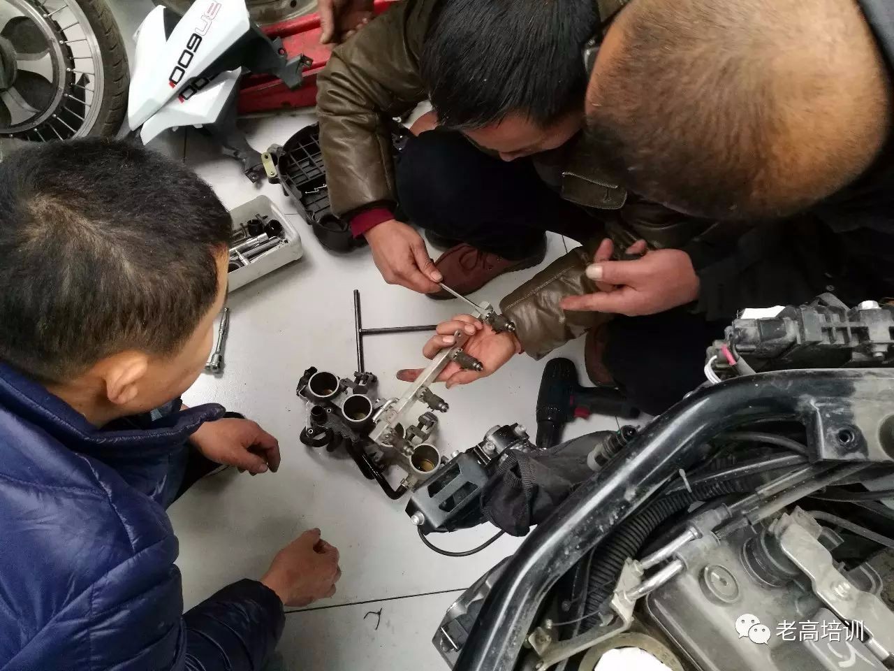 电喷摩托车使用常识（高宏老师）