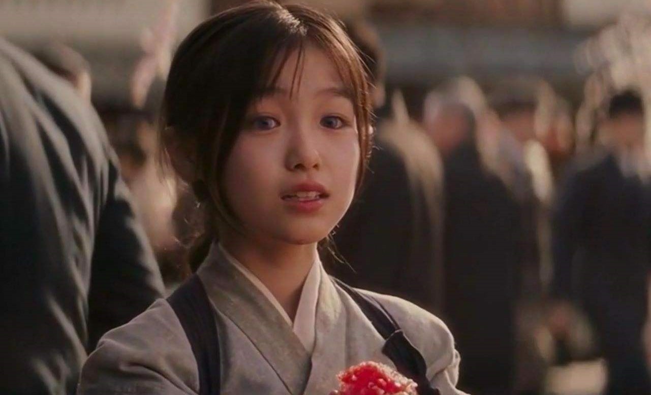 章子怡公开说自己不整容,私底下却去整形美容