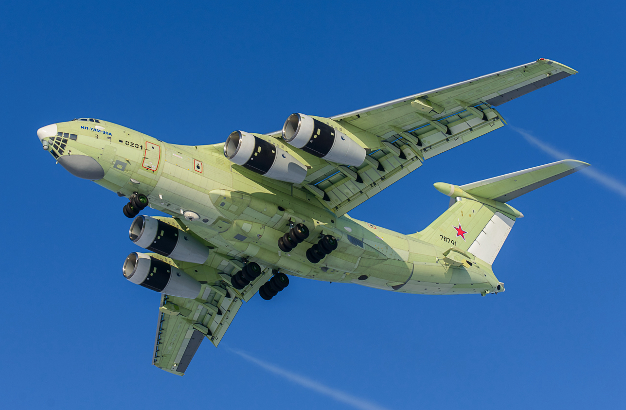 据俄罗斯媒体消息,俄罗斯最新的伊尔78m-90a空中加油机近日首飞成功