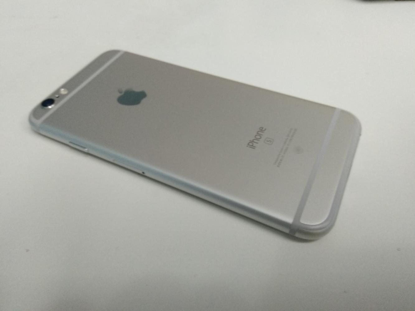 智能手机只有两种：一种叫手机，一种叫iPhone