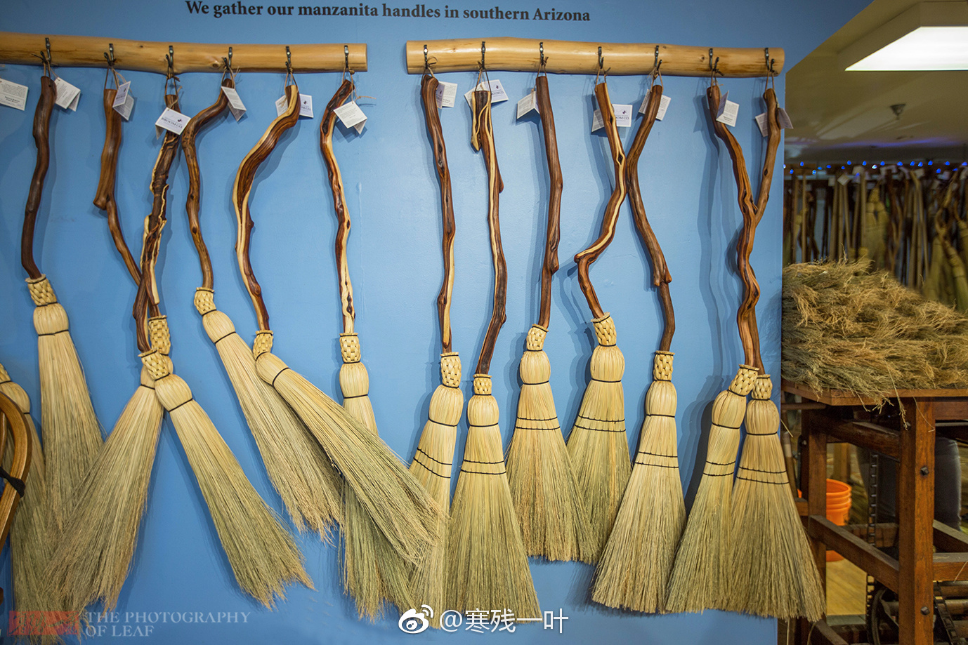 扫帚,扫地除尘的工具,在四千年前起源于中国。