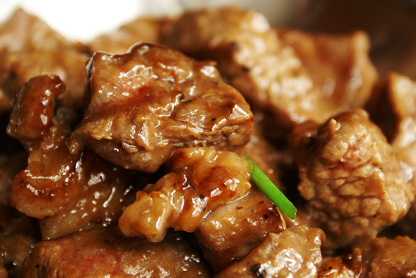 为什么牛排比牛肉熟的快?