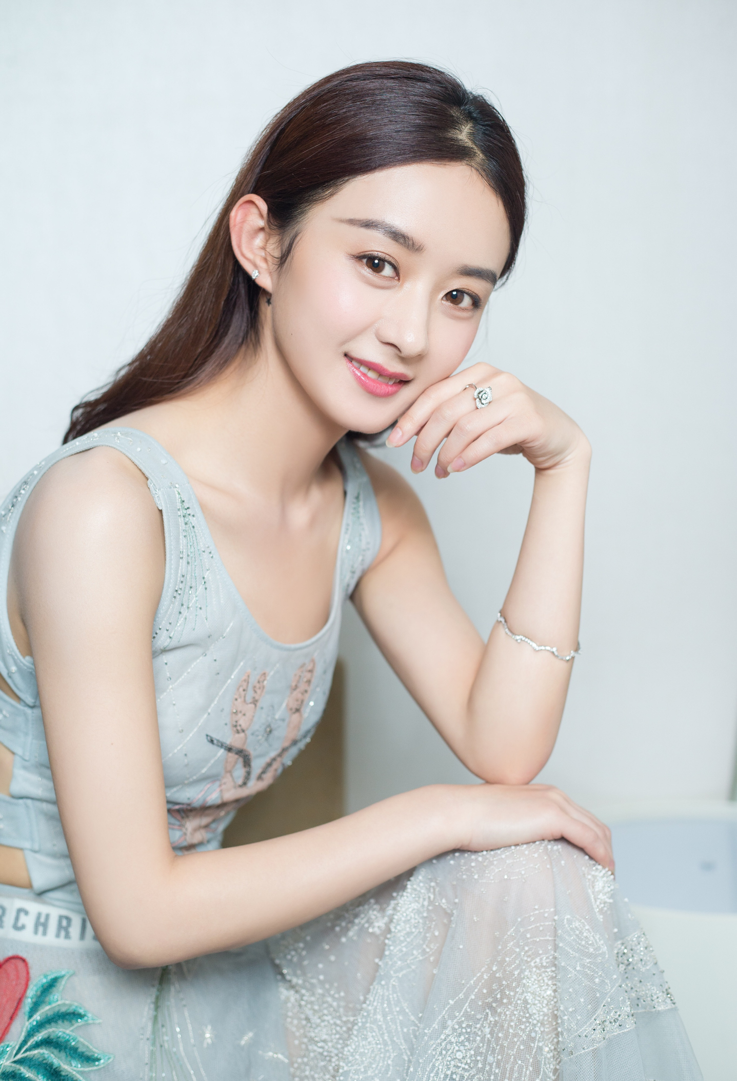 谢娜剖腹产双胞胎,何炅的评论太暖心,赵丽颖笑喷!