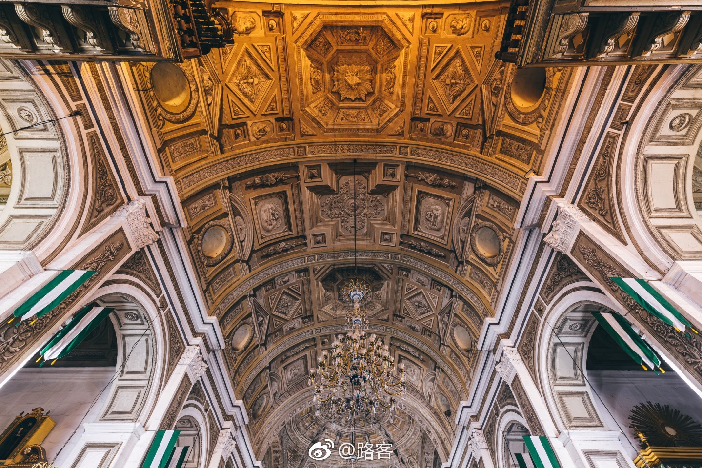 的历史足以使圣奥古斯丁教堂成为菲律宾现存最