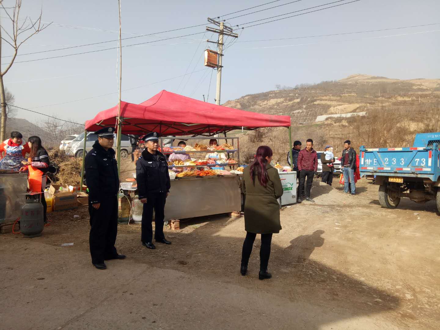 天水云光寺上九庙会隆重举行,甘泉派出所圆满