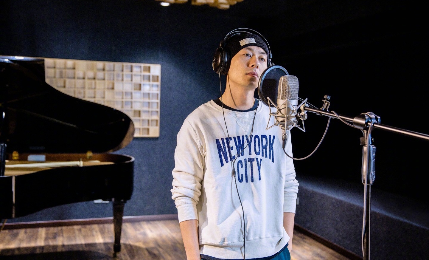 角色花心现实中宠妻狂魔,你被朱亚文一句宝贝