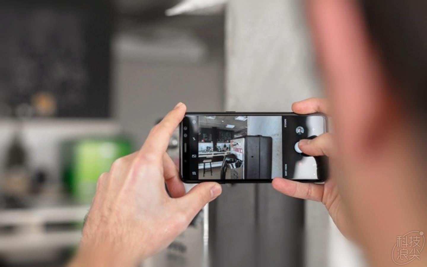 2018款Galaxy A8上手:三星也会做良心手机,就