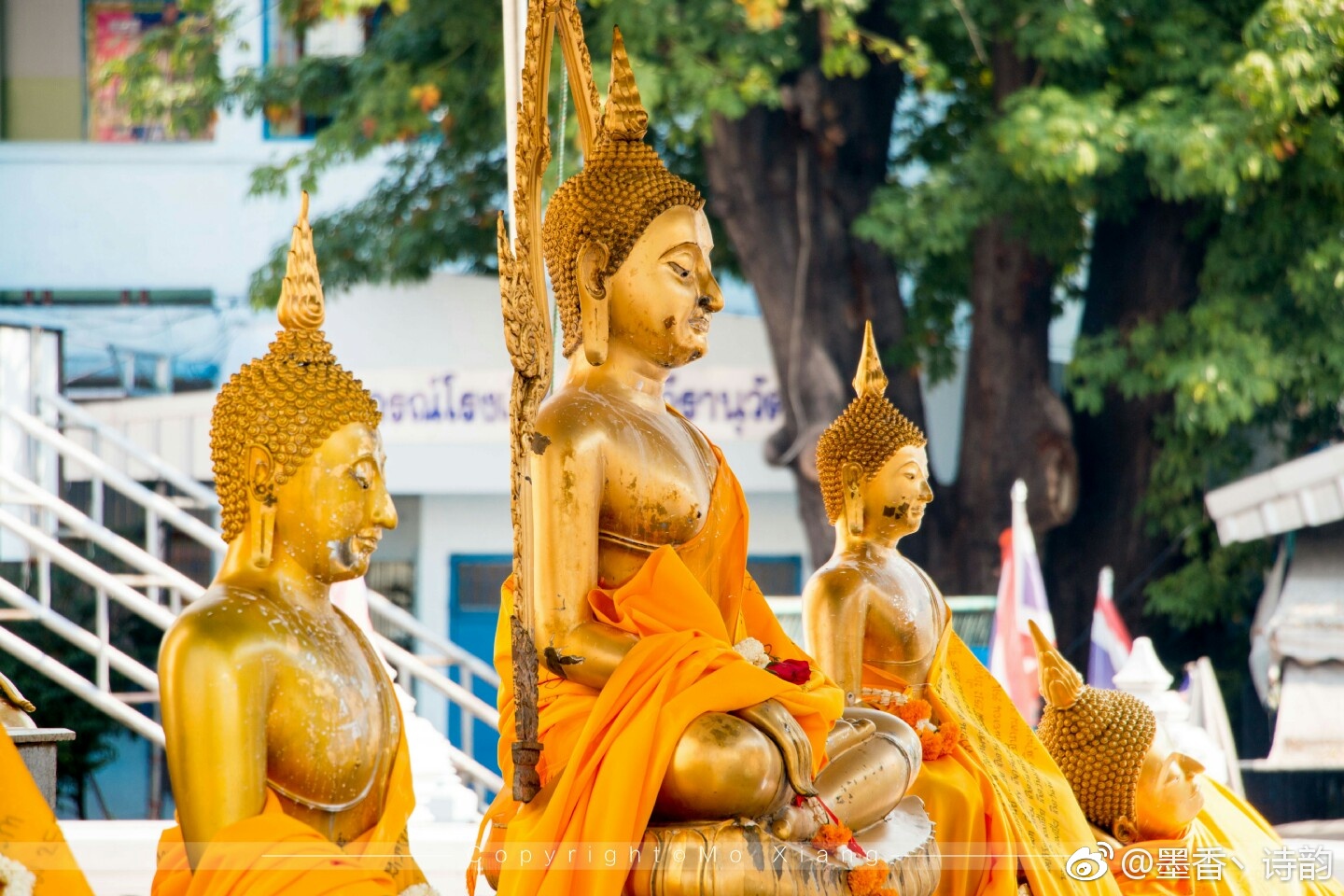 泰国被称为佛教之国,金佛寺是泰国的华人对它