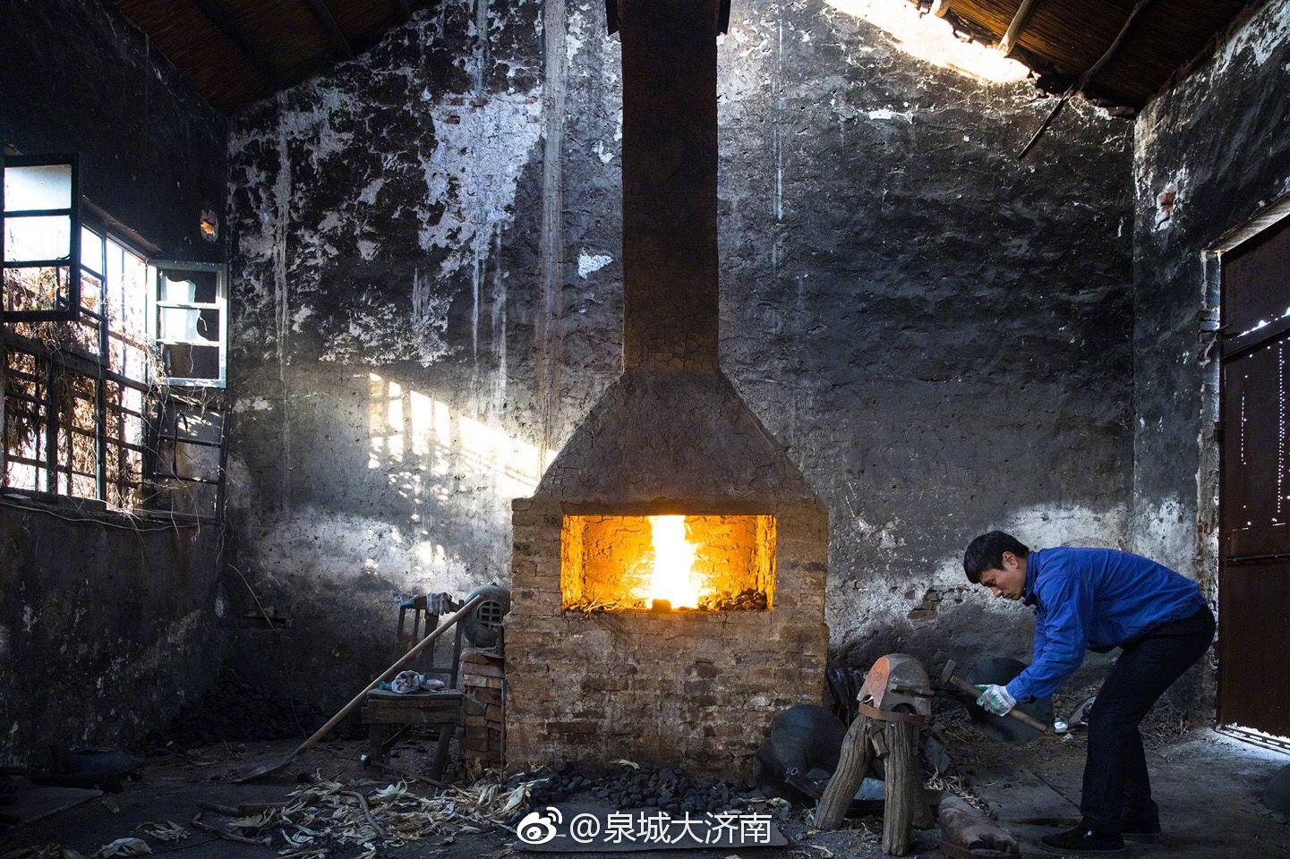 章丘寂寞打铁人 百年技艺只锻铁锅